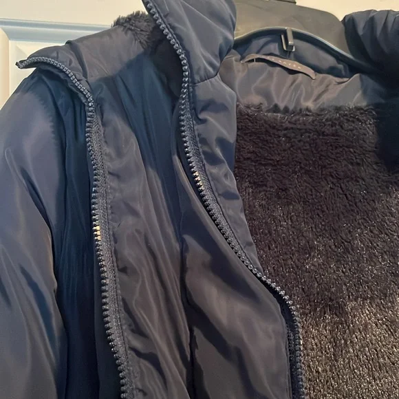 Suzy Shier double layer puffer jacket with fur lined hood, navy, size M - Picture 10 of 11